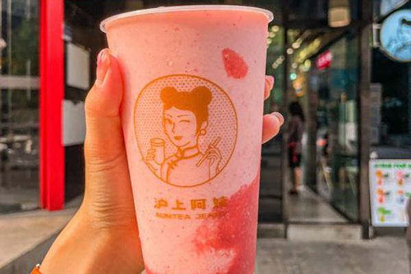 深入了解沪上阿姨奶茶加盟费的核心要素